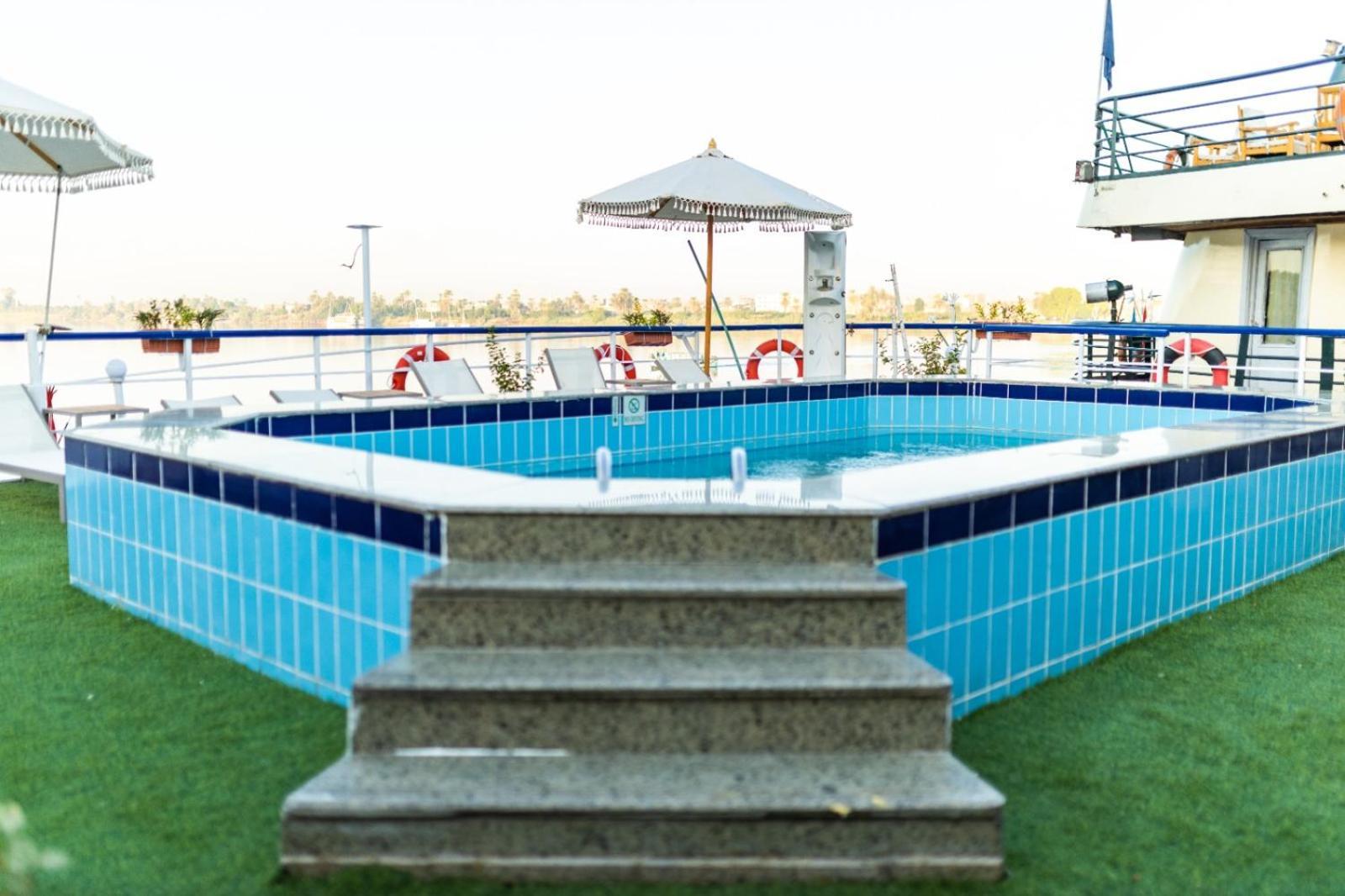 Luxor Aswan Coral 2 Nile Cruise Every Saturday From Luxor 4 Nights & Every Wednesday From Aswan 3 Nights Exterior photo