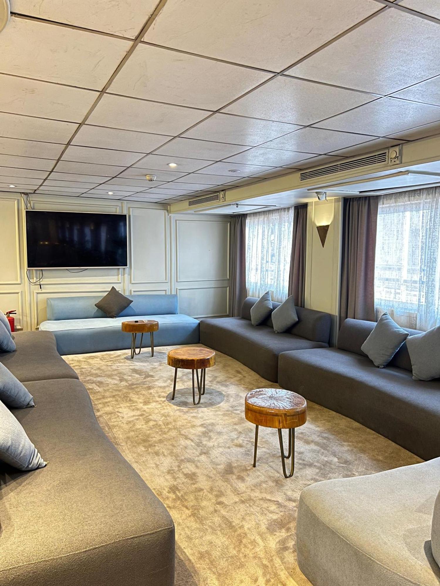 Luxor Aswan Coral 2 Nile Cruise Every Saturday From Luxor 4 Nights & Every Wednesday From Aswan 3 Nights Exterior photo
