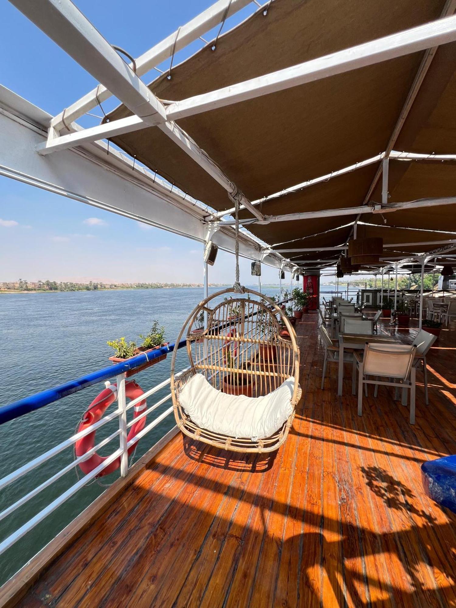 Luxor Aswan Coral 2 Nile Cruise Every Saturday From Luxor 4 Nights & Every Wednesday From Aswan 3 Nights Exterior photo
