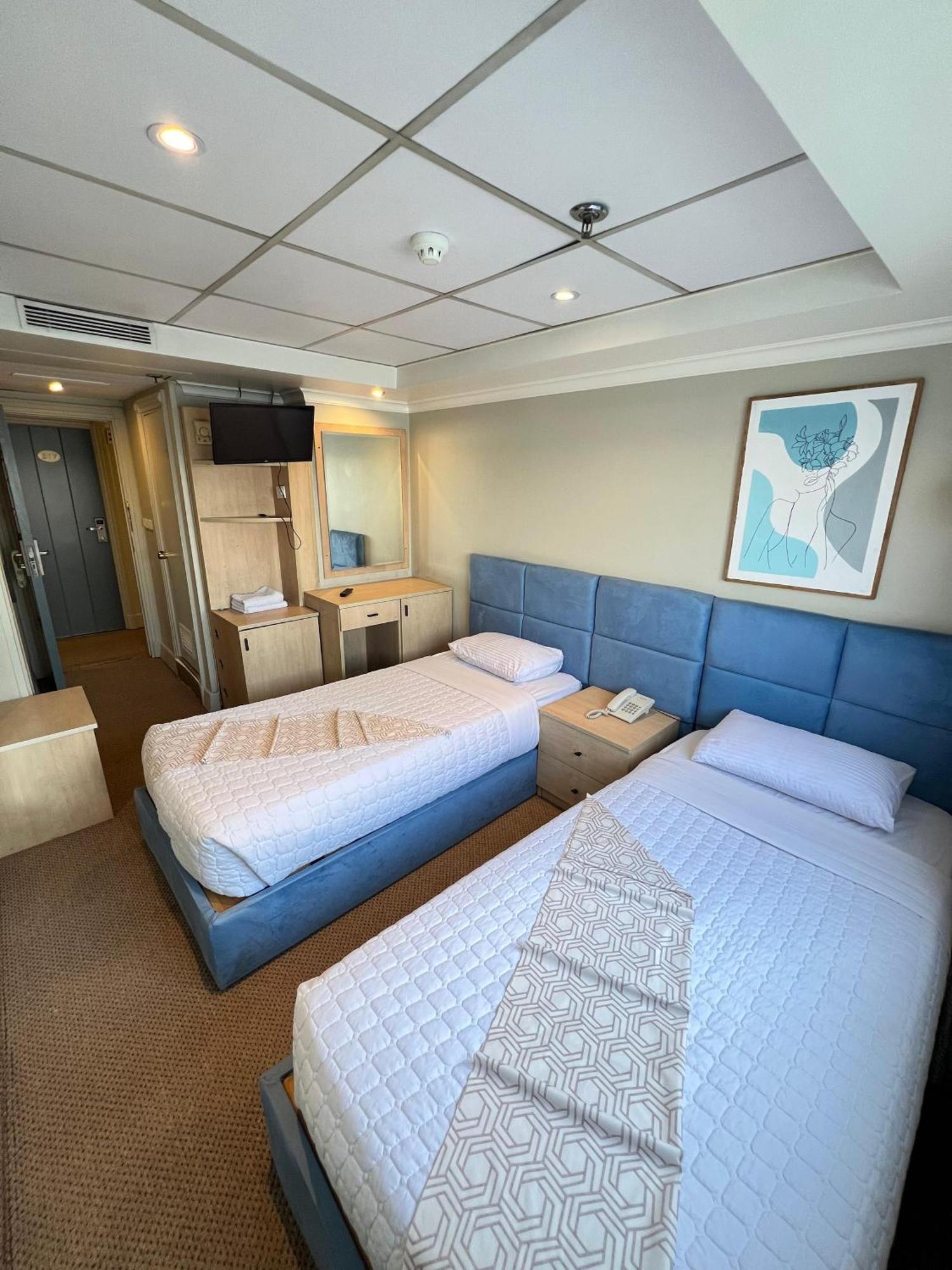 Luxor Aswan Coral 2 Nile Cruise Every Saturday From Luxor 4 Nights & Every Wednesday From Aswan 3 Nights Exterior photo
